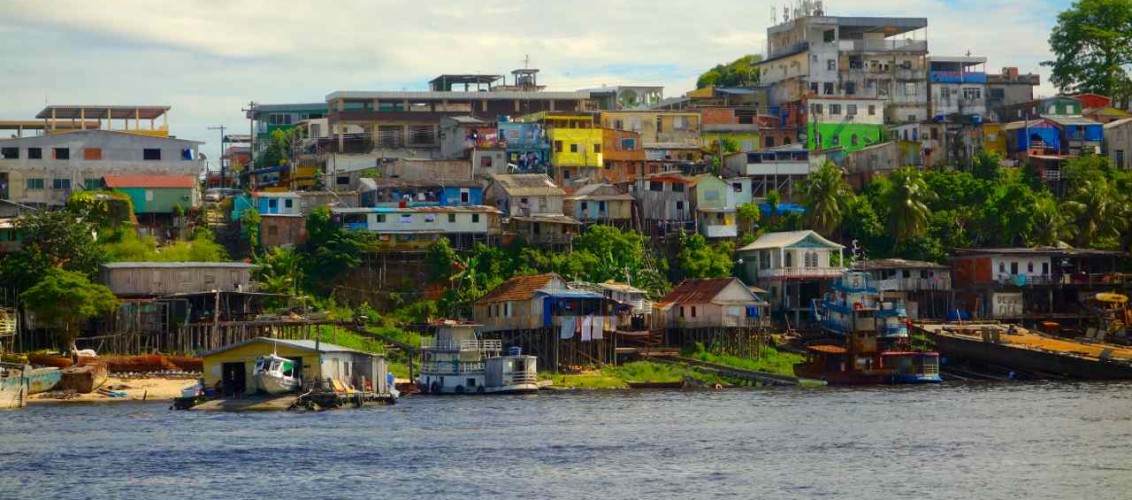 Manaus, Favelhas