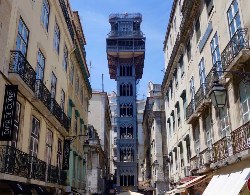 Aussichtspunkte von Lissabon, Elevador de Santa Justa mit Aussichtsplattform