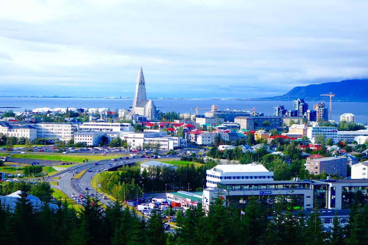 Island, Sehenswürdigkeiten, Reykjavik, Perlan - Blick auf die Stadt