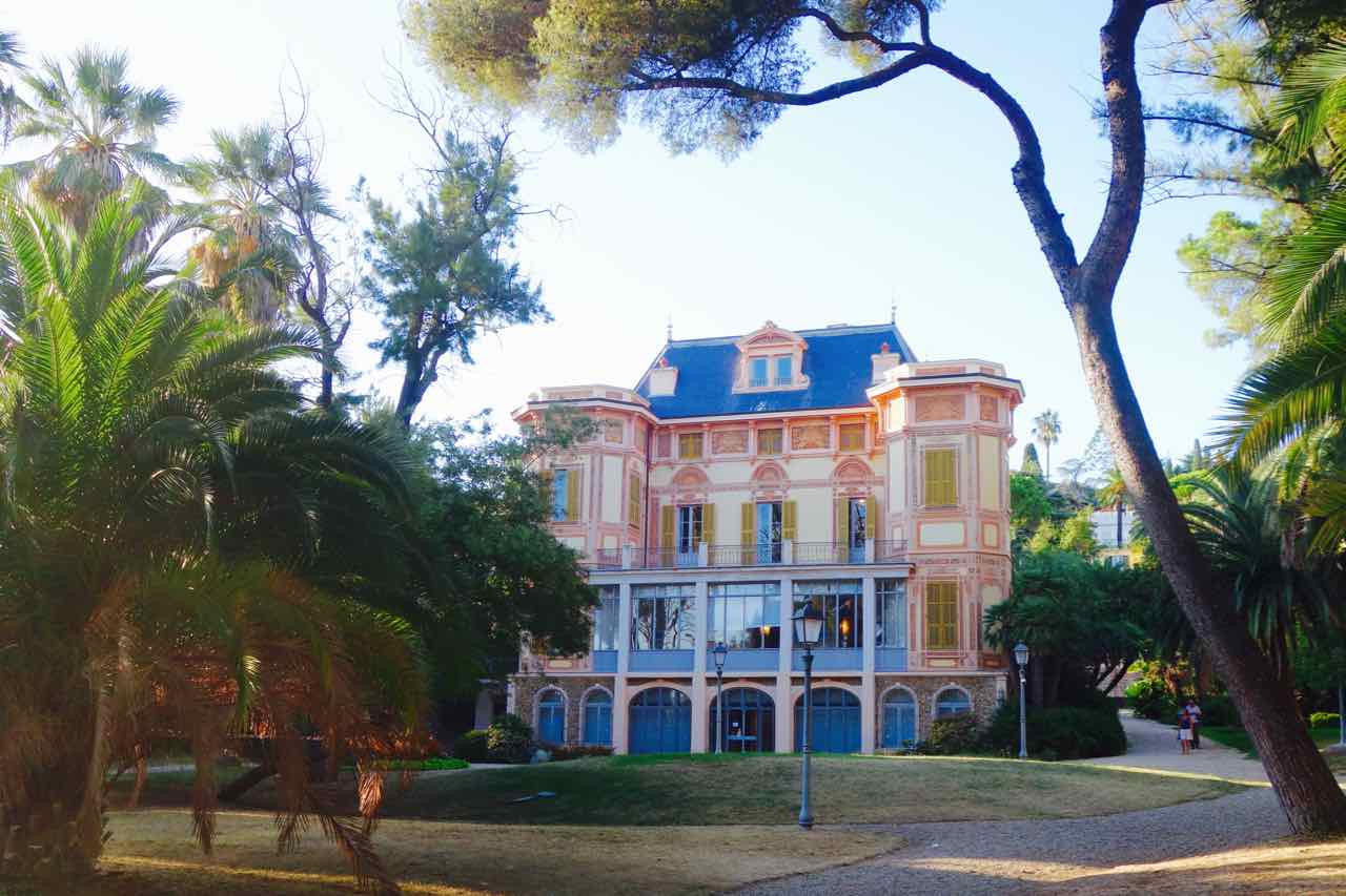 San Remo Villa Nobel vom Garten, Totale für Titel