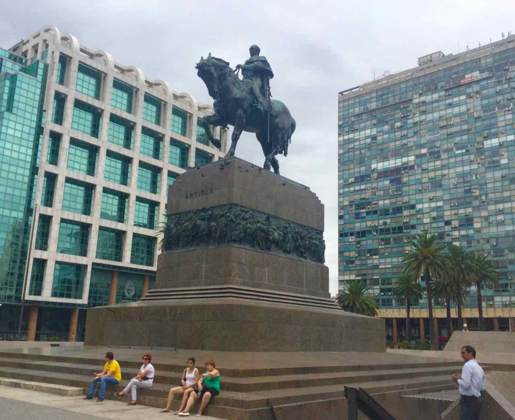 Montevideo Sehenswürdigkeiten, Plaza Independencia, Uruguay, iPod-Foto