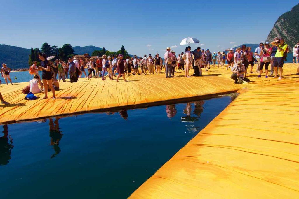 Christo Floating Piers, Lago d'Iseo ©PetersTravel