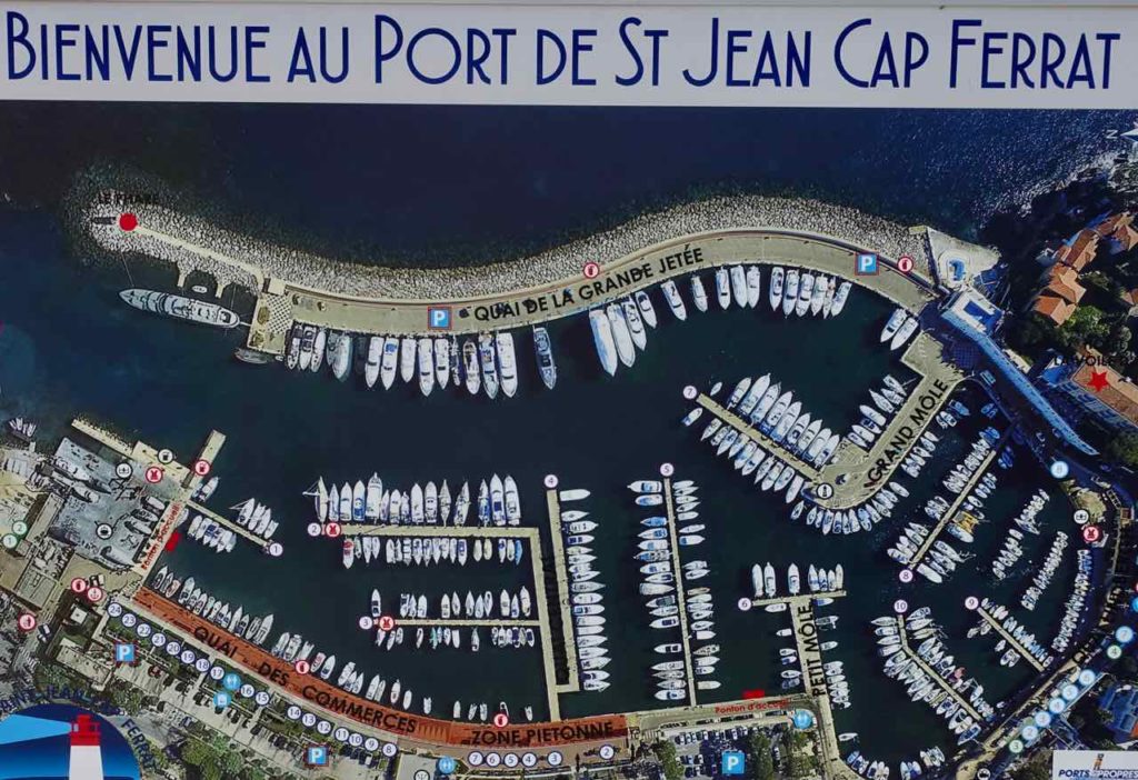 Wanderung um das Cap Ferrat an der Cote d’Azur: Yachthafen von St Jean Cap Ferrat