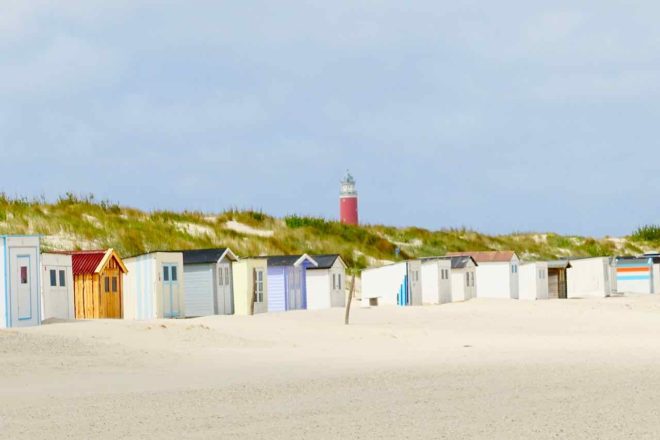 Texel Strände, De Cocksdorp: Kaap Noord mit Leuchtturm , Niederlande