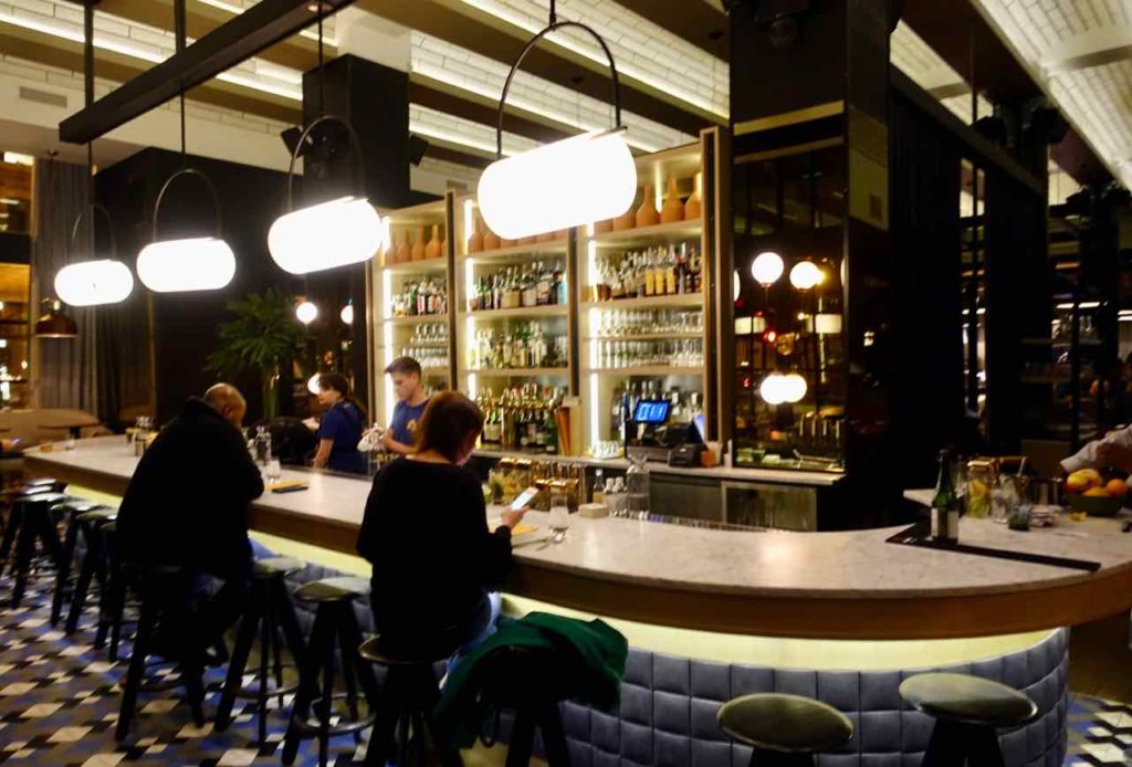 Chicago Restaurants: Bar vom Restaurant Proxi
