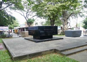 Manila Nordfriedhof, Grabstätte von Präsident Manuel A. Roxas