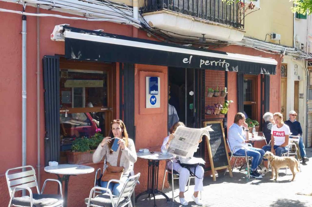 Palma: Café El Perrito in Santa Catalina Copyright Peter Pohle PetersTravel