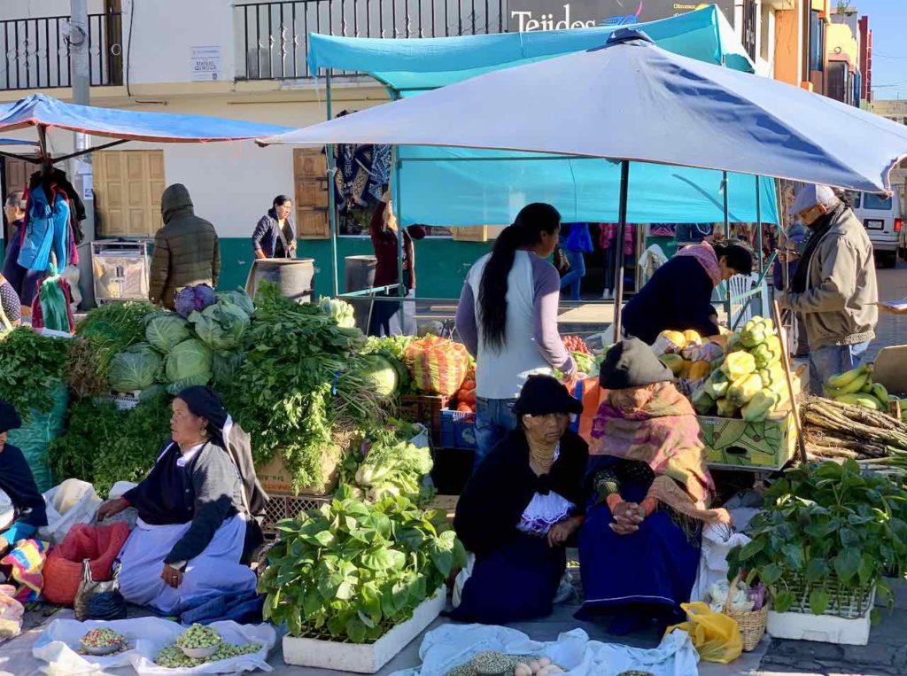 Gemüse auf dem Markt in Otavalo