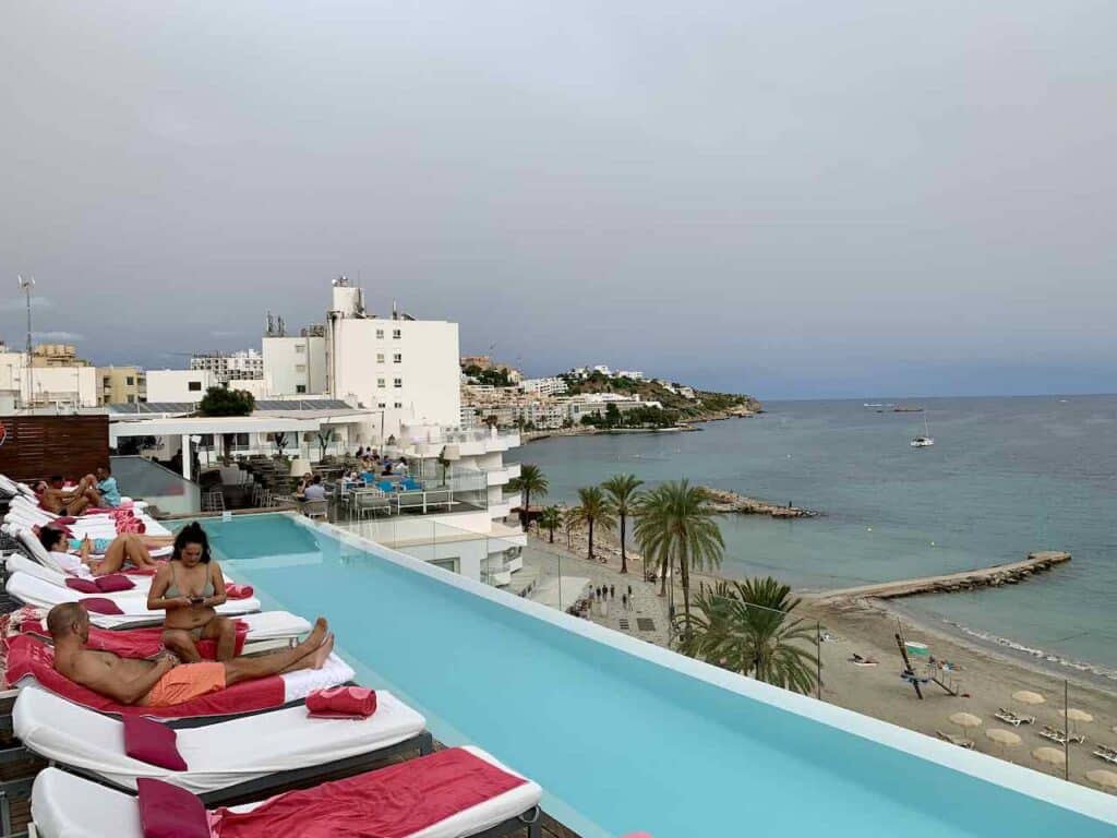 Hotel Ibiza Beach Suites in Figueretes
