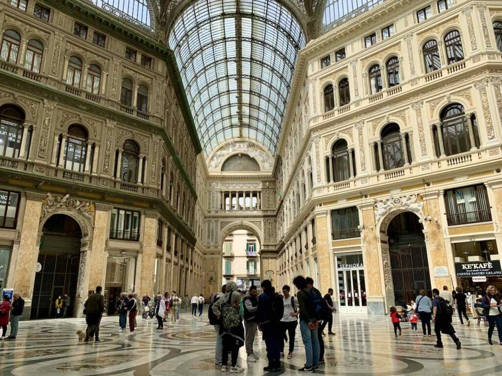 Einkaufspassage Galleria Umberto I, Neapel © PetersTravel Peter Pohle