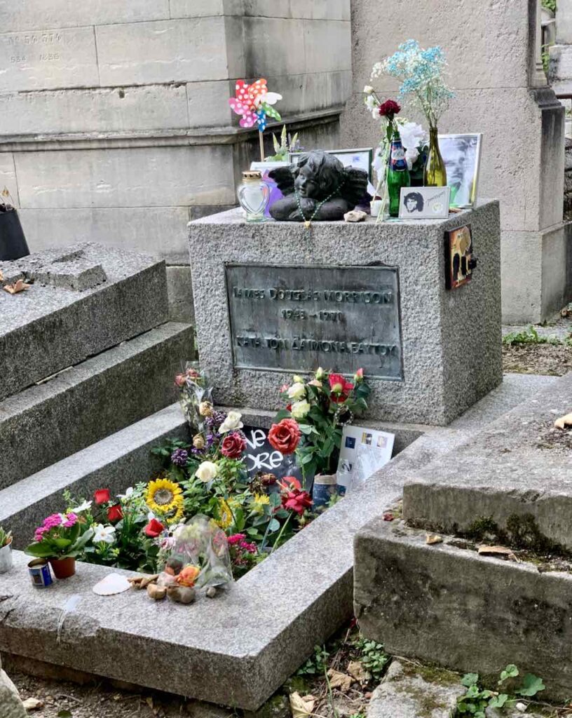 Grab von Jim Morrison, Friedhof Père Lachaise, Paris © Peter Pohle PetersTravel