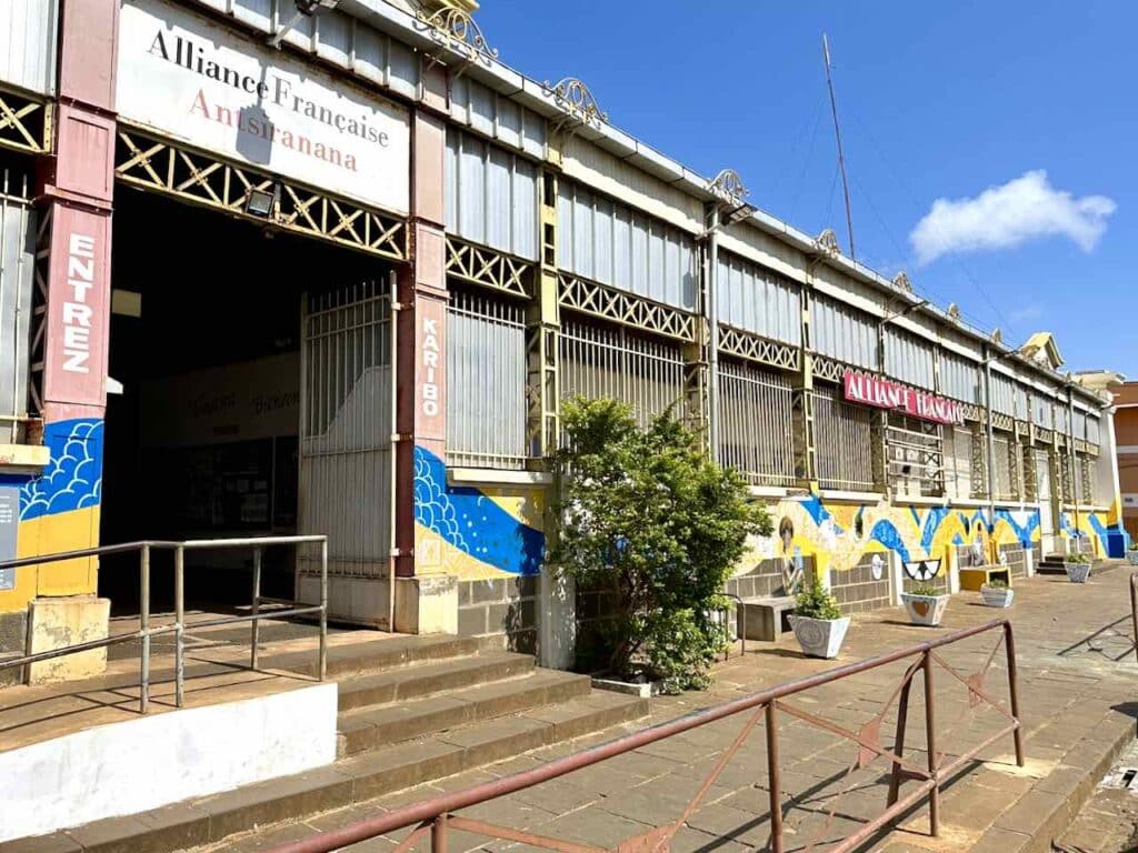 „The Bazary Be“, früher Diego’s Markthalle, heute Kulturzentrum,  Madagaskar © PetersTravel Peter Pohle