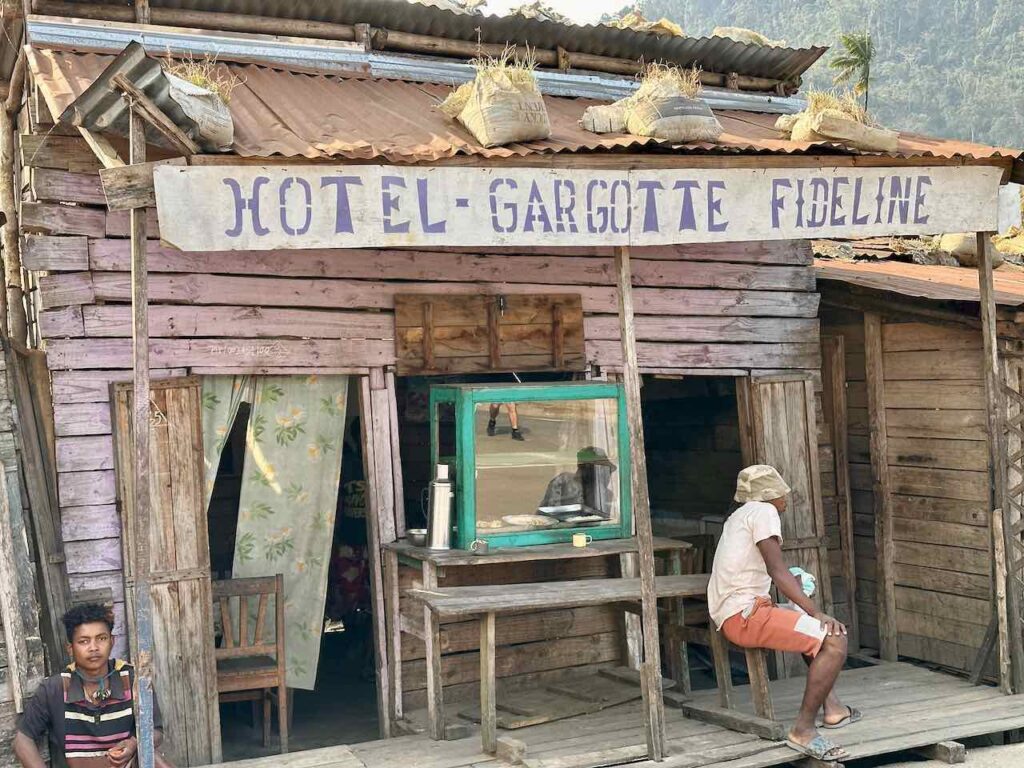 Hotel in Ranomafana, Madagaskar © PetersTravel Peter Pohle