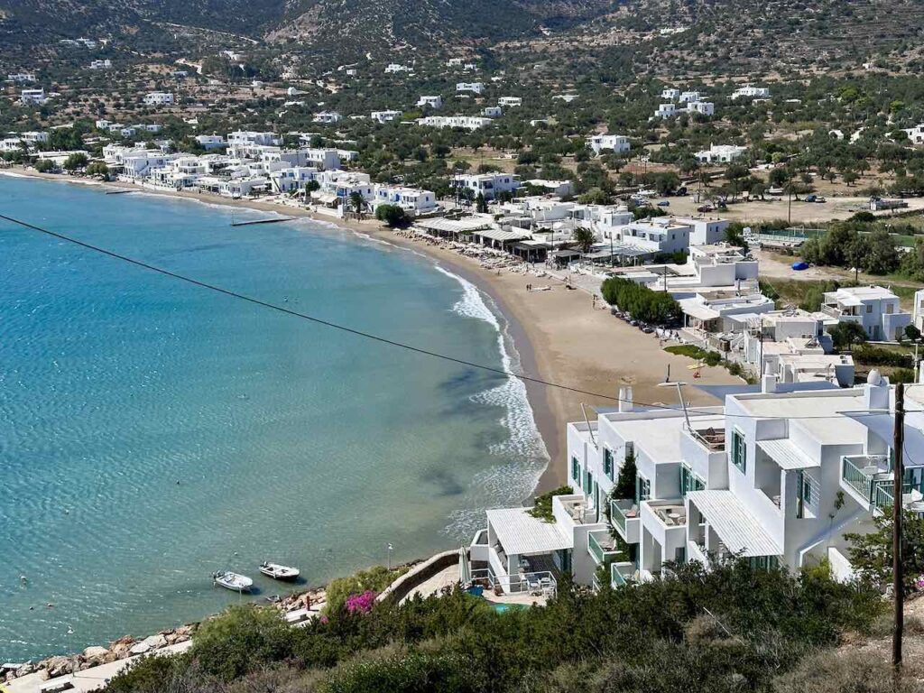 Strand Platy Gialos auf Sifnos, Griechenland © PetersTravel Peter Pohle
