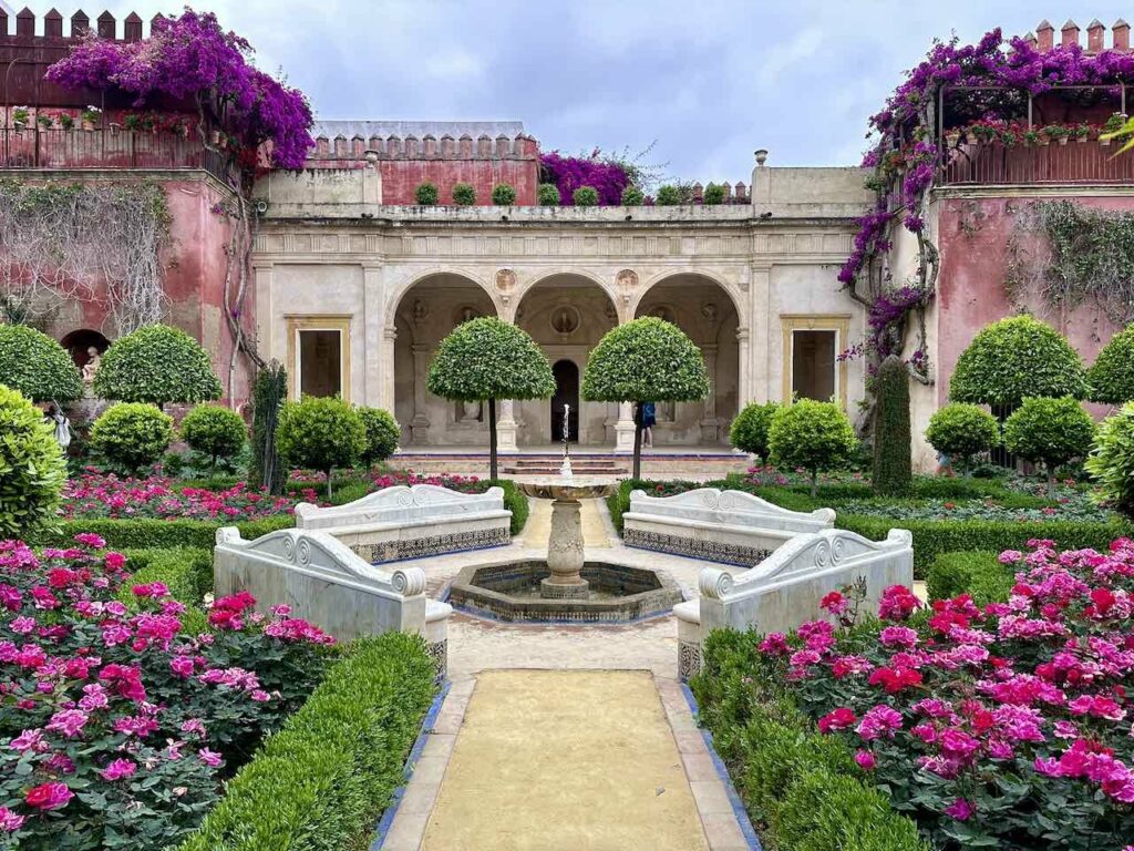 Garten der Casa de Pilatos, Sevilla, Andalusien © PetersTravel Peter Pohle