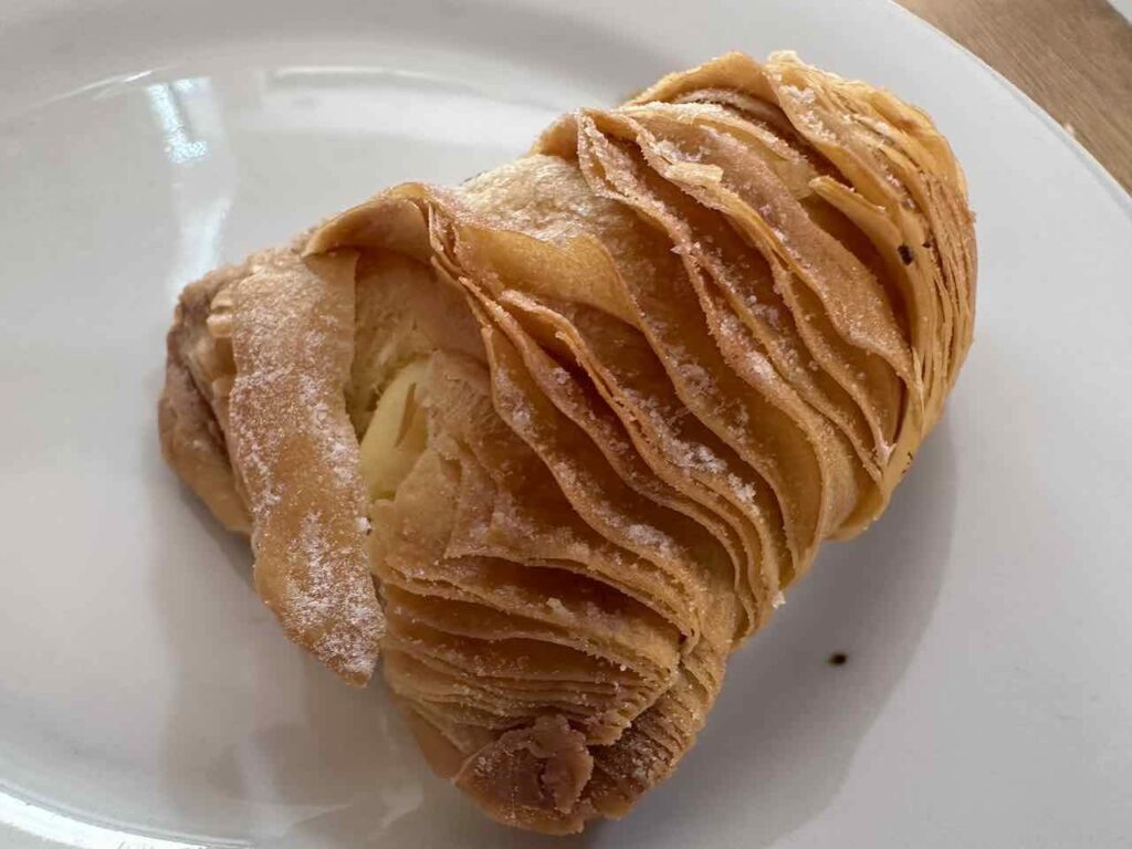 Mein Lieblingsteilchen: Sfogliatella de Limón © PetersTravel Peter Pohle