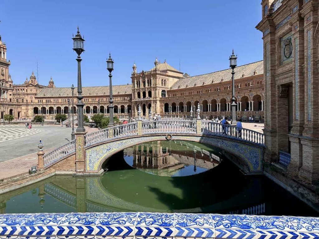 Plaza de España in Sevilla, Andalusien © PetersTravel Peter Pohle