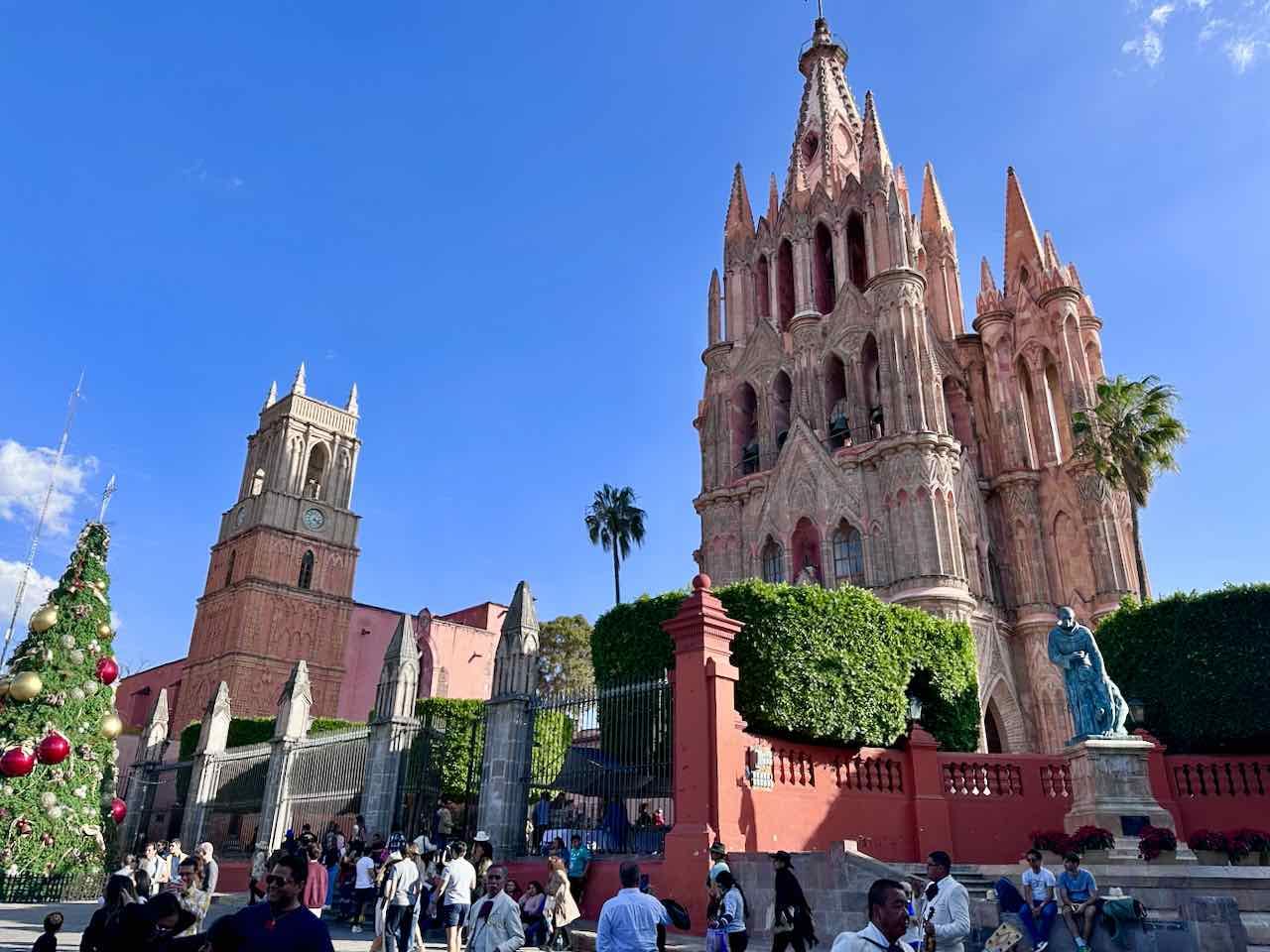 Kathedrale Parroquia de San Miguel Arcángel, San Miguel de Allende, Mexiko © PetersTavel Peter Pohle