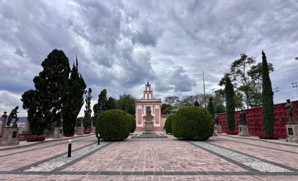 ⁨Camposanto de la Santa Cruz⁩, ⁨Querétaro, Mexiko © PetersTavel Peter Pohle