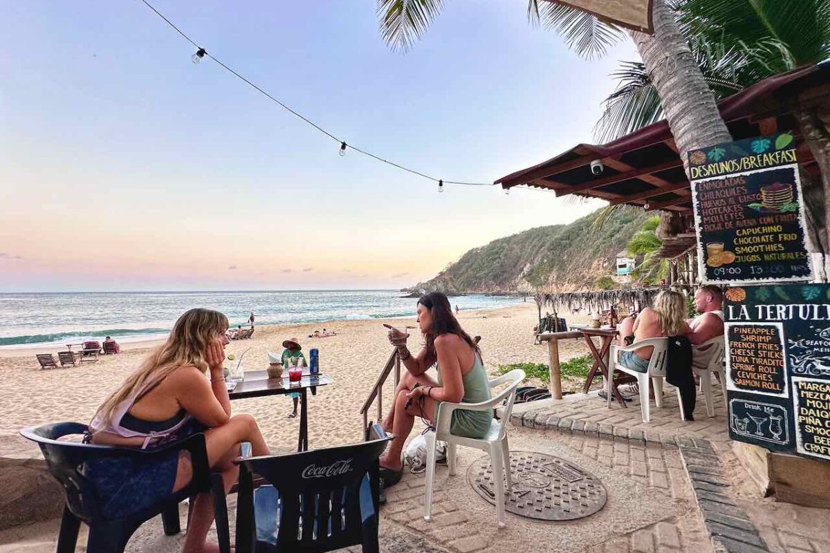 Strandbar in Mazunte © PetersTravel Peter Pohle