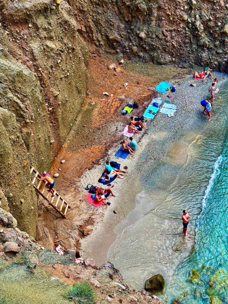 Insel Milos, Mini-Strand Tsigrado © PetersTravel Peter Pohle